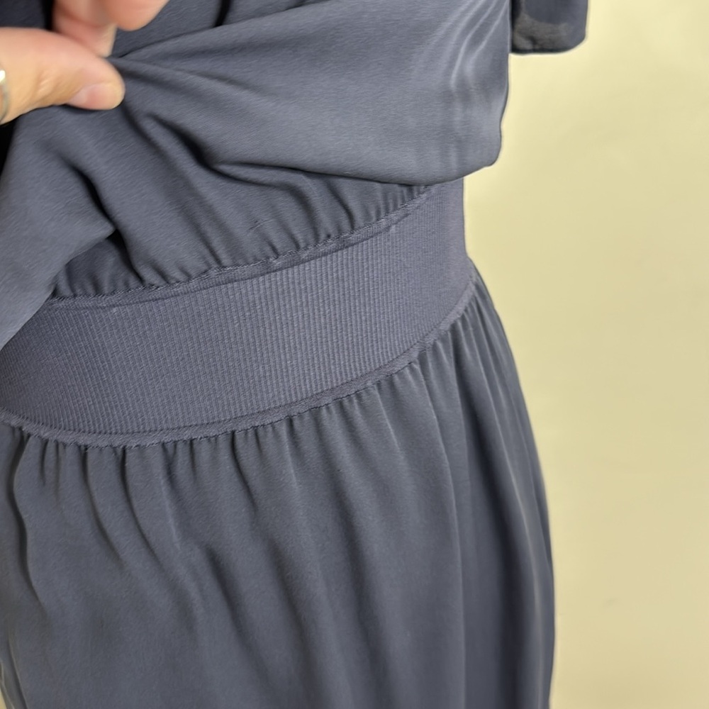 THEORY 100% Silk Dress Small - Picture 3 of 9